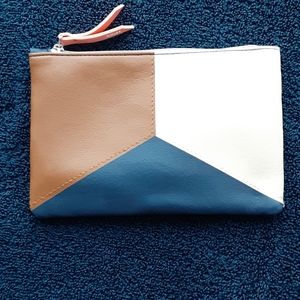 3/$10 sale: November 2020 Ipsy Bag